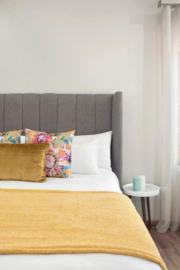 Eleven On Tumbleweed, Cathkin Estates Apartment Champagne Valley Bagian luar foto